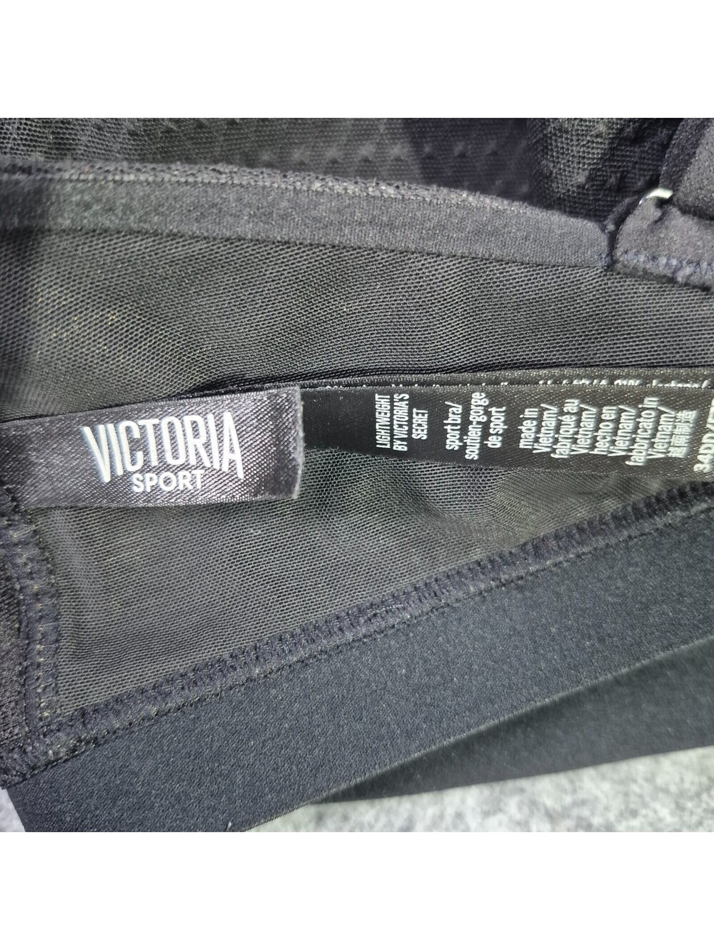 Victorias Secret Maximum Support Lightweight Sports Bra Black 34DD  Breathable - Picture 6 of 13